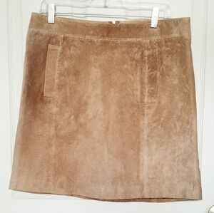 Elegant Tan Suede Skirt
